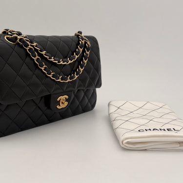 Chanel Timeless 25 Classic double flap bag black lambskin leather