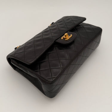 Chanel Timeless 25 Classic double flap bag black lambskin leather vintage