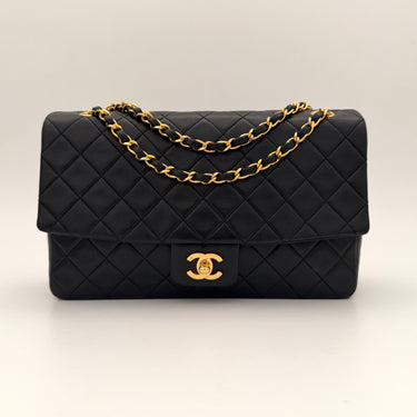 Chanel Classic flap black lambskin leather gold hardware with coin purse
