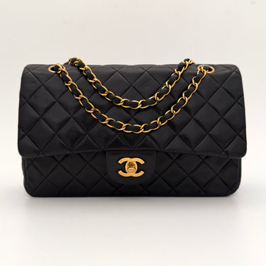 Chanel Timeless 25 Classic double flap bag black lambskin leather vintage